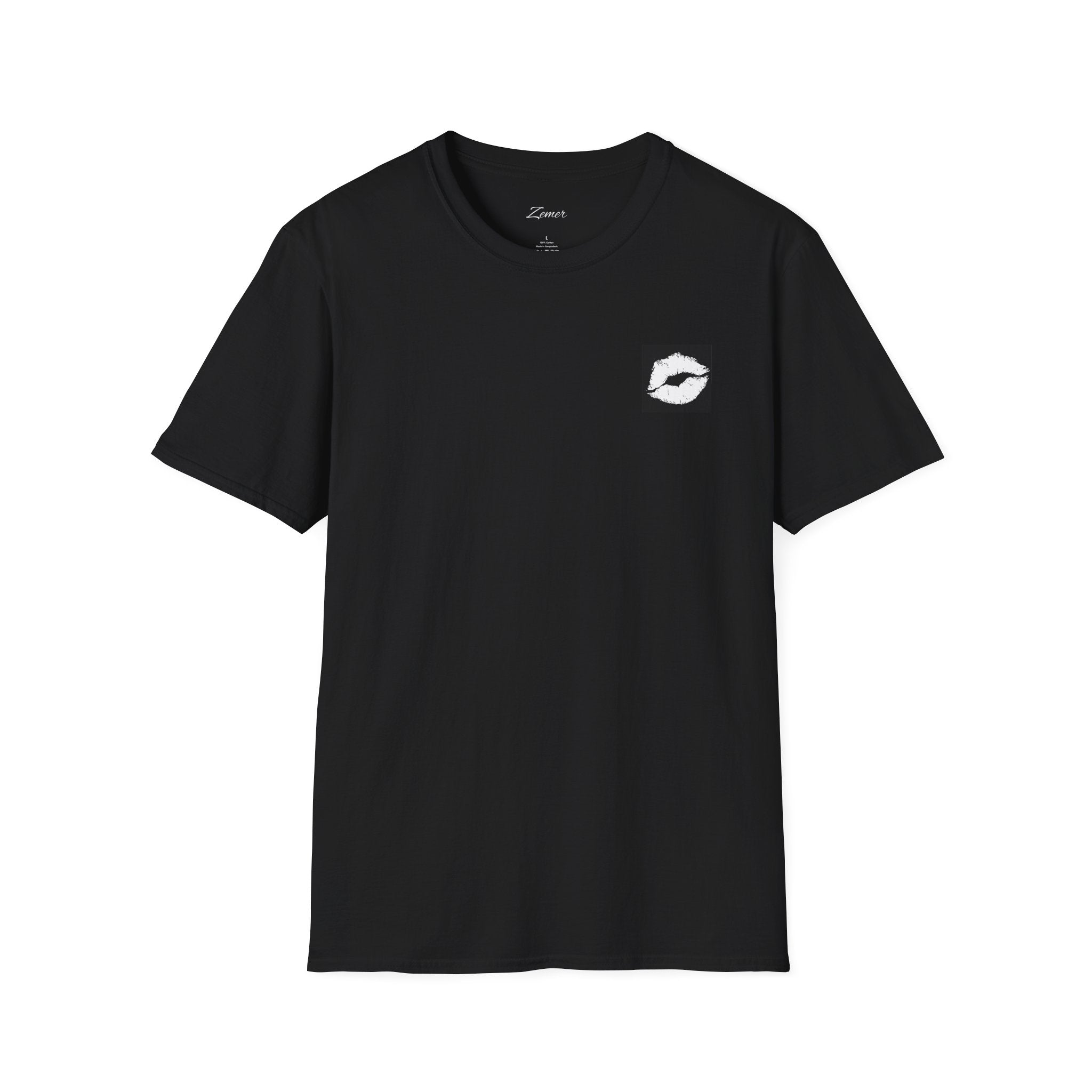 T-Shirt — ‘Ti dhe unë kundër gjithë botës’ Back Print with Lip Kiss Graphic